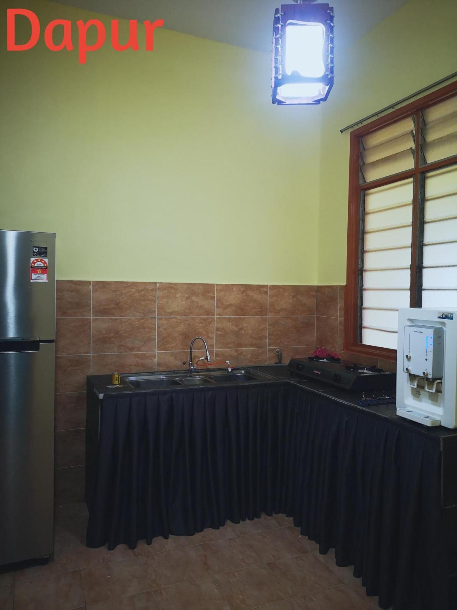 Afwan Homestay Klebang Melaka Exteriör bild